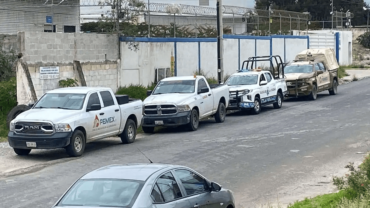 Pemex donará a Puebla ambulancias, patrullas y maquinaria