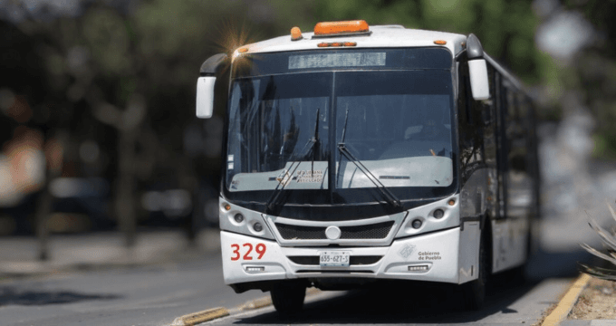 Inicia RUTA Línea 2 renovación de unidades para cumplir con la Revista Vehicular