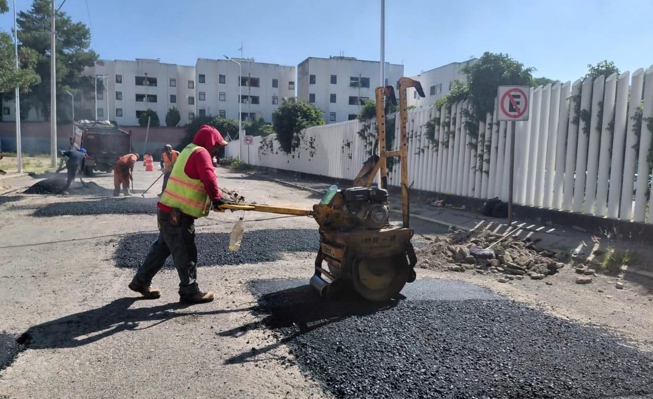 Compromiso firme con la infraestructura vial: Campaña Capitalina Bacheando Puebla