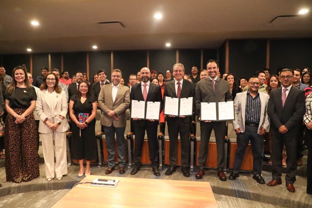 Firma Pepe Chedraui convenio con ANADE para impulsar la formalización y el desarrollo económico local