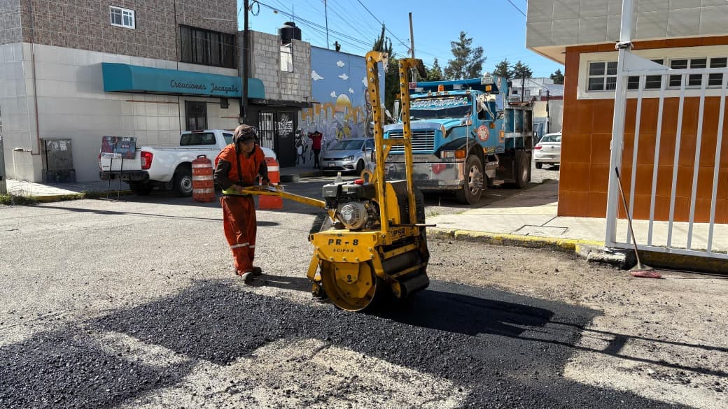 Mejor infraestructura vial fortalece al comercio local: avanza Campaña Capitalina Bacheando Puebla