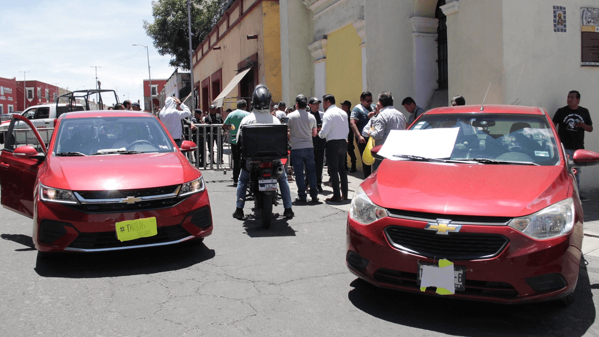 En Puebla, conductores de Uber y DiDi piden mejores condiciones laborales