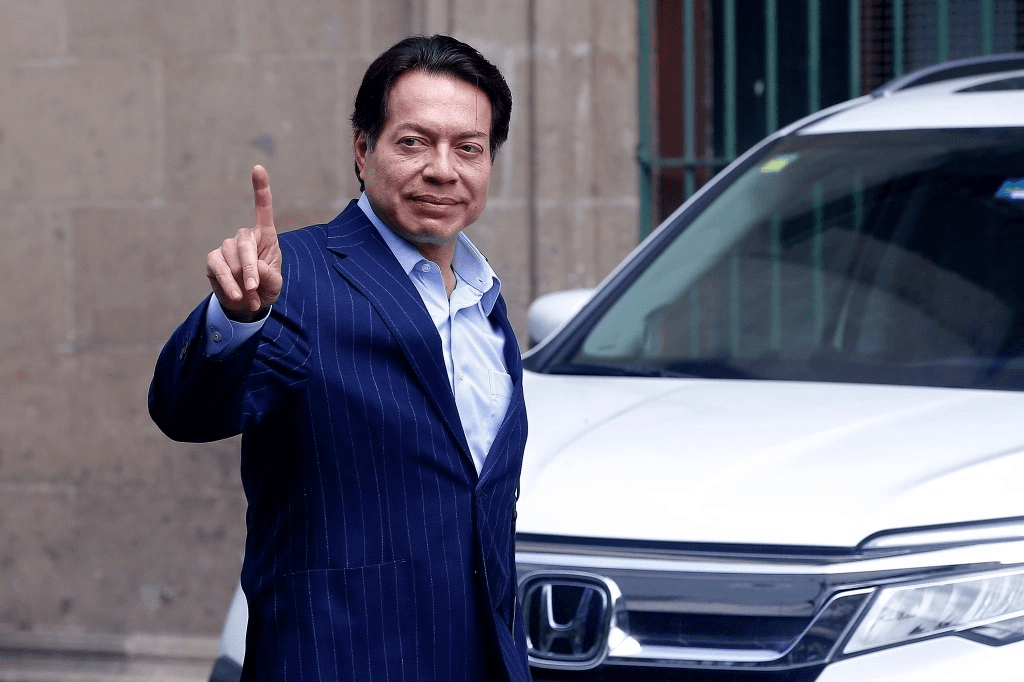 Mario Delgado oculta valor real de departamento millonario en declaración