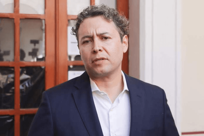 Zepeda Memije niega que sean falsos documentos que presentó en la BUAP