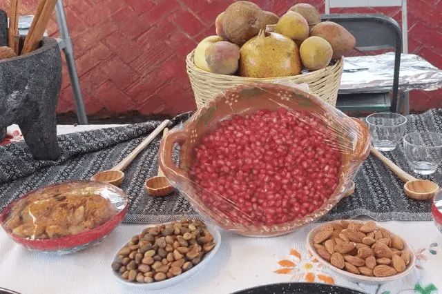 San Nicolás y Calpan preparan sus ferias del chile en nogada