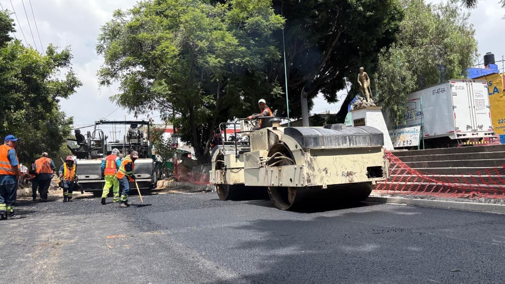 Avanza Gobierno de la Ciudad con rehabilitación vial en avenida 11 Oriente