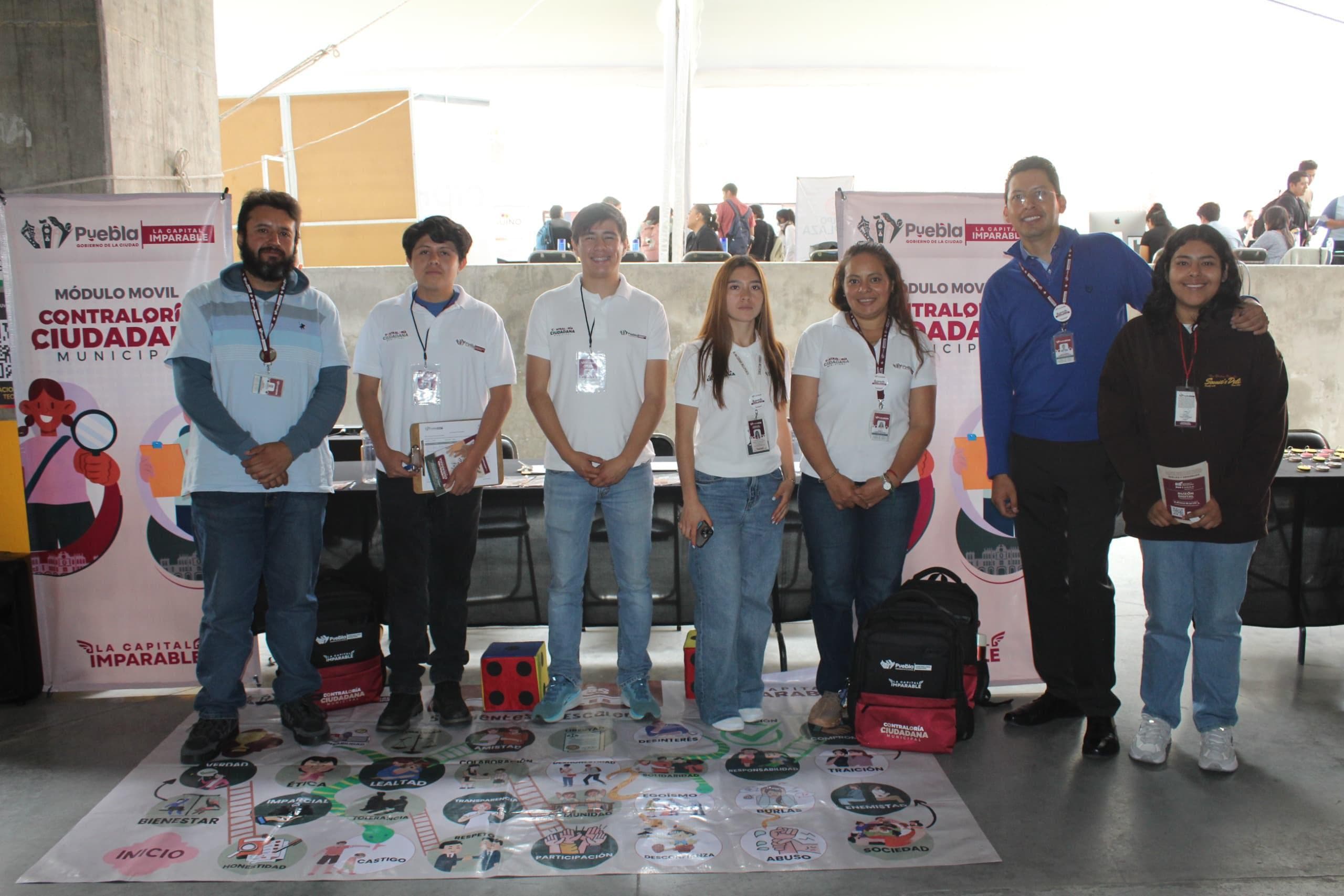 Gobierno de la Ciudad participa en la quinta Feria de Prácticas Profesionales y Bolsa de Trabajo de la UVP