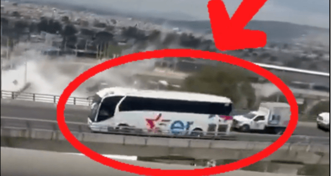 Poblanos escapan de milagro tras explosión de pipa en Iztapalapa