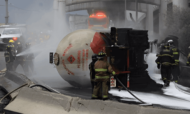 Confirma CDMX 21 muertos por explosión de pipa en Iztapalapa