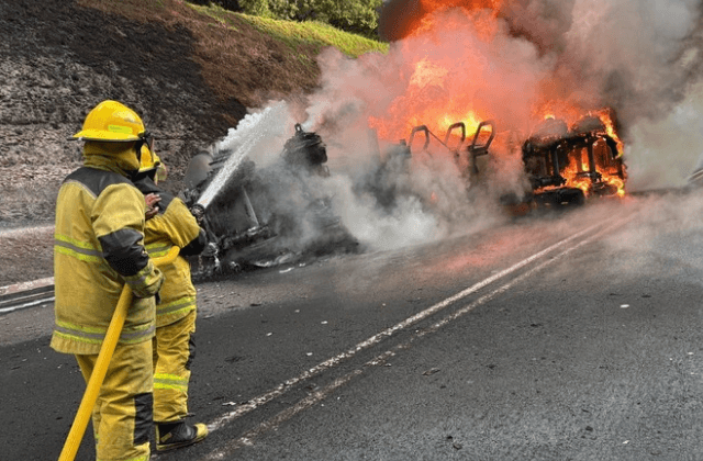 Se vuelca pipa en la México–Tuxpan altura de Huauchinango