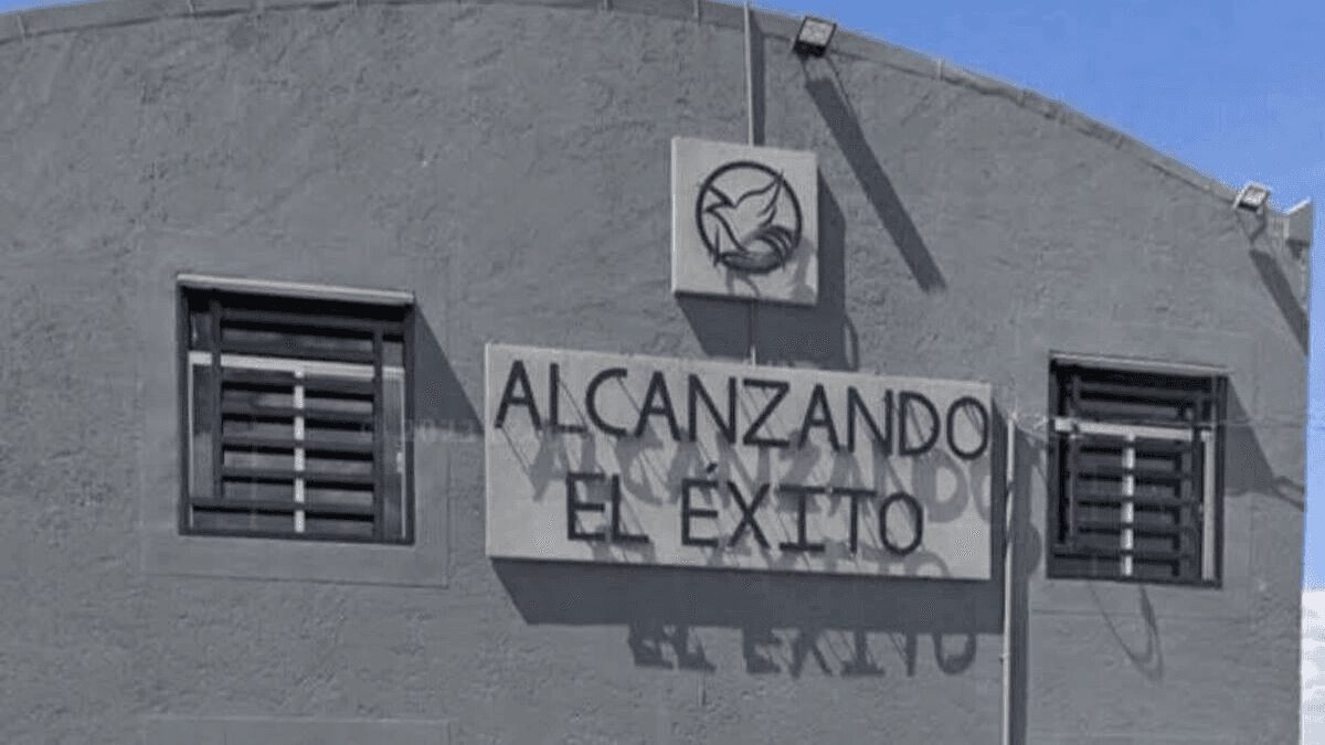 Acusan a pastor de abusar y embarazar a una menor de edad en Tehuacán