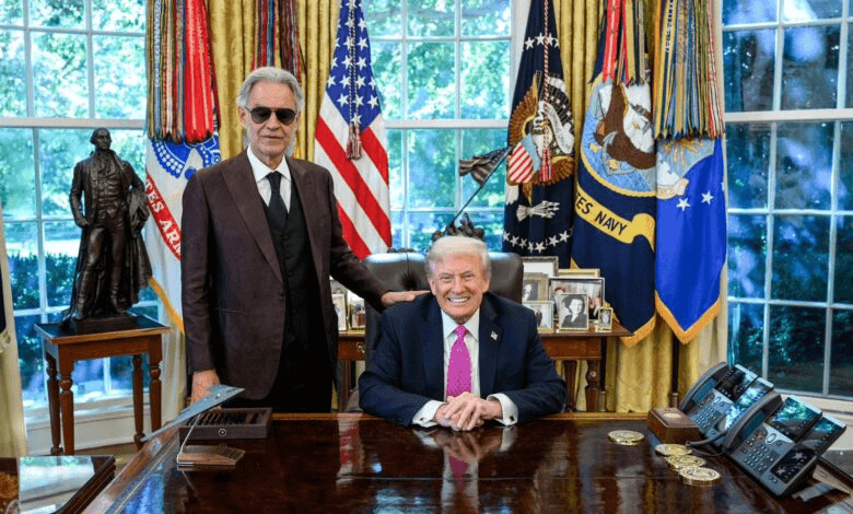 Andrea Bocelli sorprende a Trump con “Por Ti Volaré” en la Oficina Oval