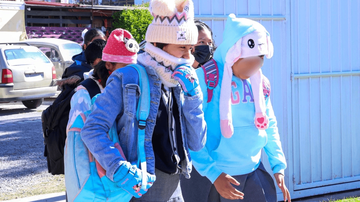 El lunes 3 de noviembre inicia horario de invierno en escuelas de Puebla