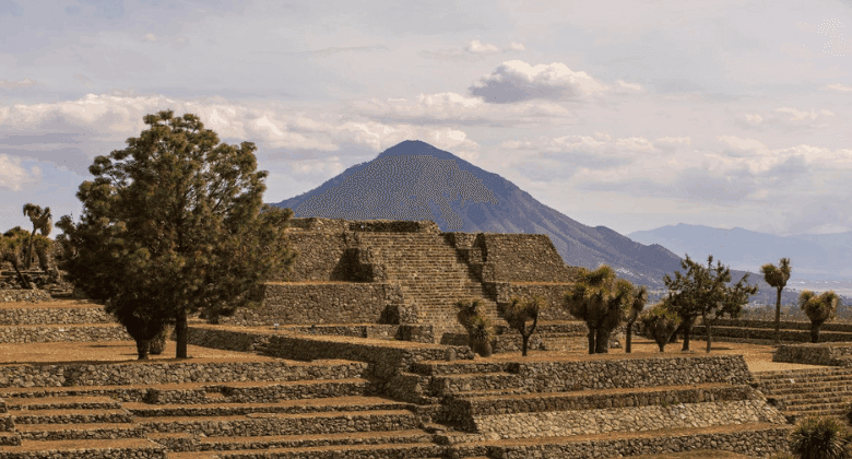 Cantona, la ciudad de piedra que resguarda siglos de historia