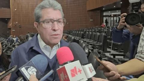 Monreal: iniciativa de las 40 horas estará para antes del 15 diciembre