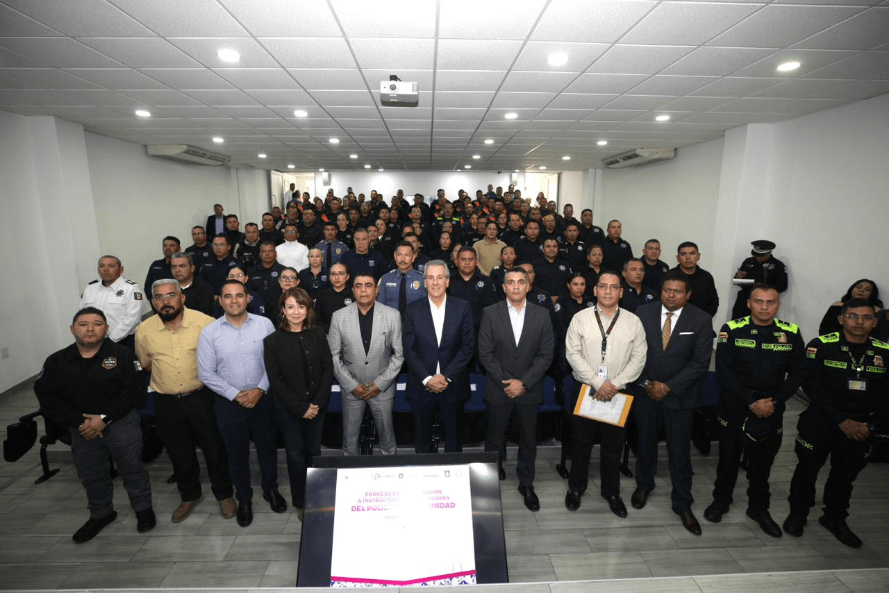 Inaugura Pepe Chedraui ceremonia para el curso de acreditación de aspirantes a instructores policiales