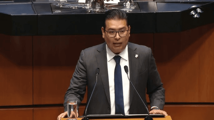 Néstor Camarillo, el senador poblano más productivo