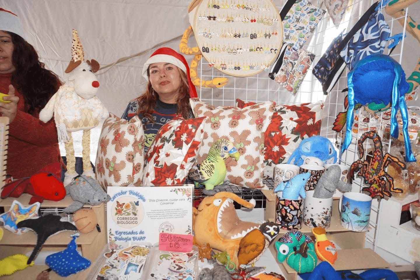 Gobierno de la Ciudad impulsa la autonomía económica a través del Bazar Mujeres Imparables y el mural colectivo “Voces que No Callan”