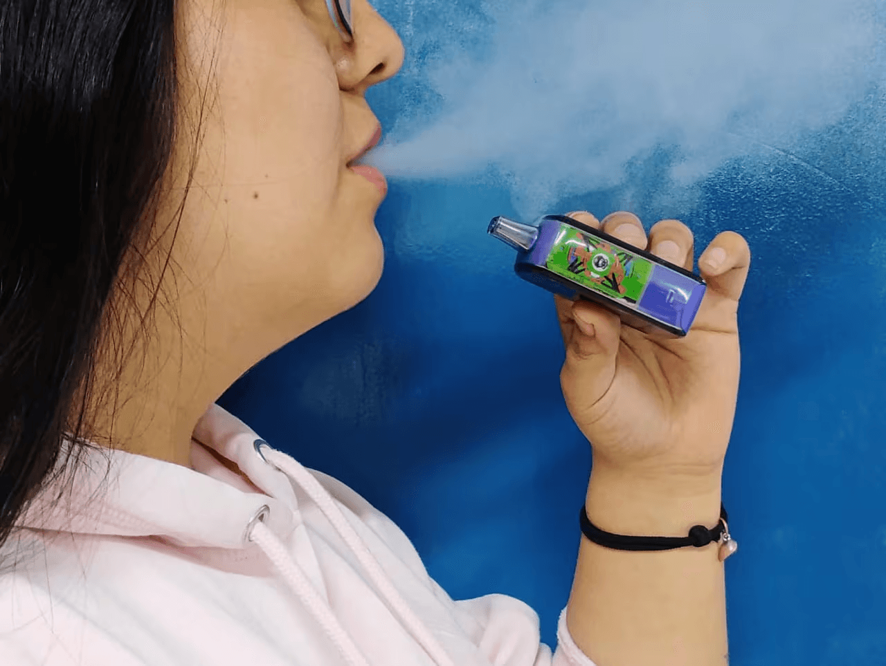 Diputados prueban prohibición de vapeadores; se prevén hasta 8 años de cárcel