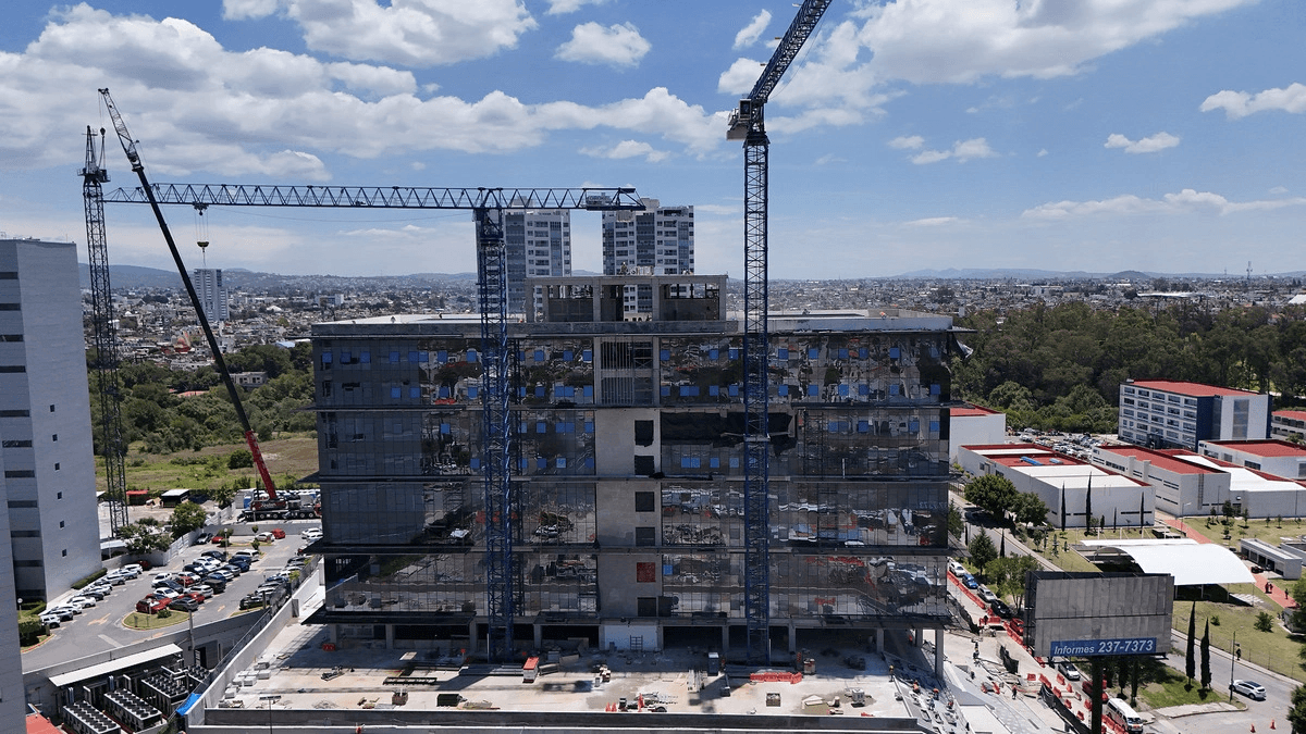 Baja 20% la actividad industrial de la construcción en Puebla