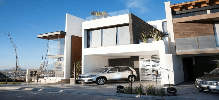 Vecinos de residencial BUAP llevan medio año con desabasto de agua