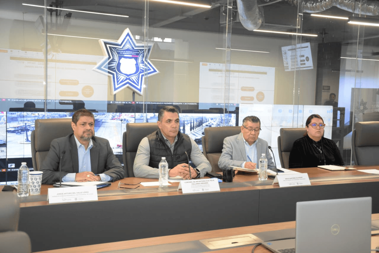 Pepe Chedraui encabeza mesa de trabajo con miembros del SESNSP