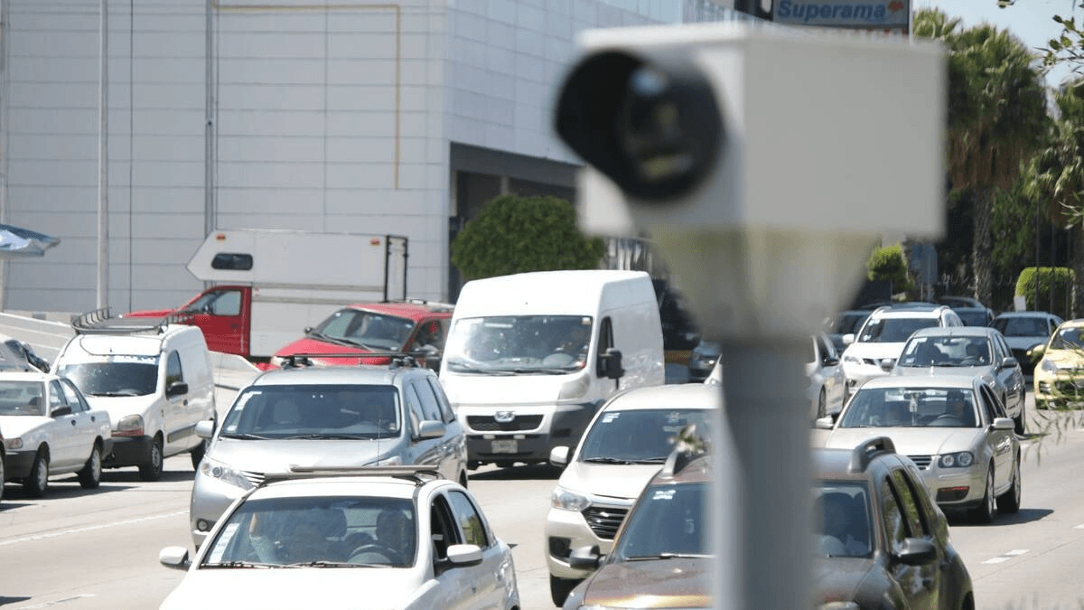 En tres días, SMT detecta 24 vehículos foráneos con múltiples fotomultas en Puebla