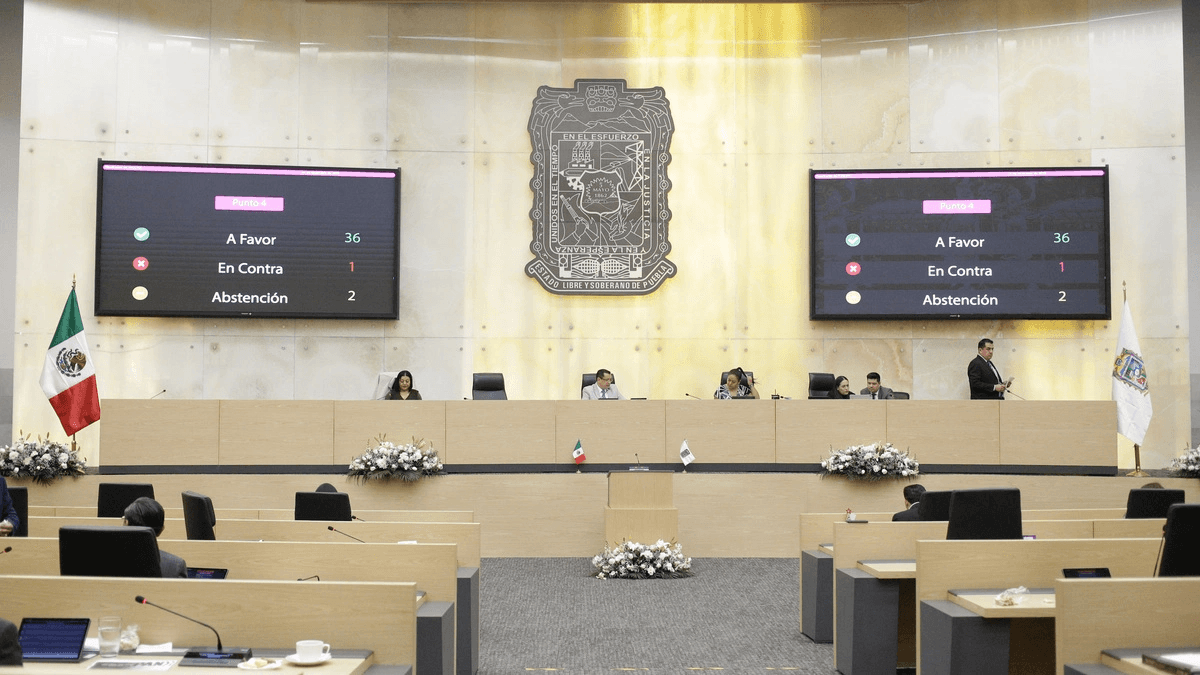 Congreso de Puebla aprueba Ley de Egresos 2026 e inclusión del cablebús