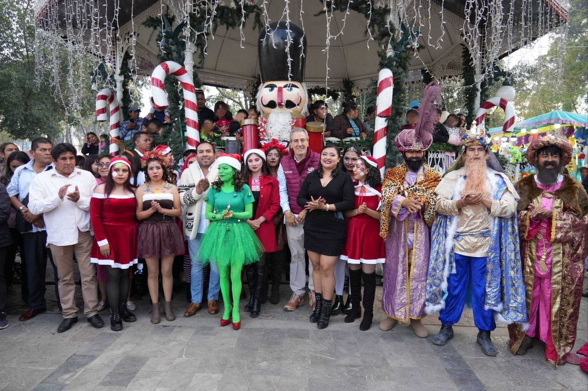 Celebra Pepe Chedraui convivencia navideña con posada en Totimehuacan