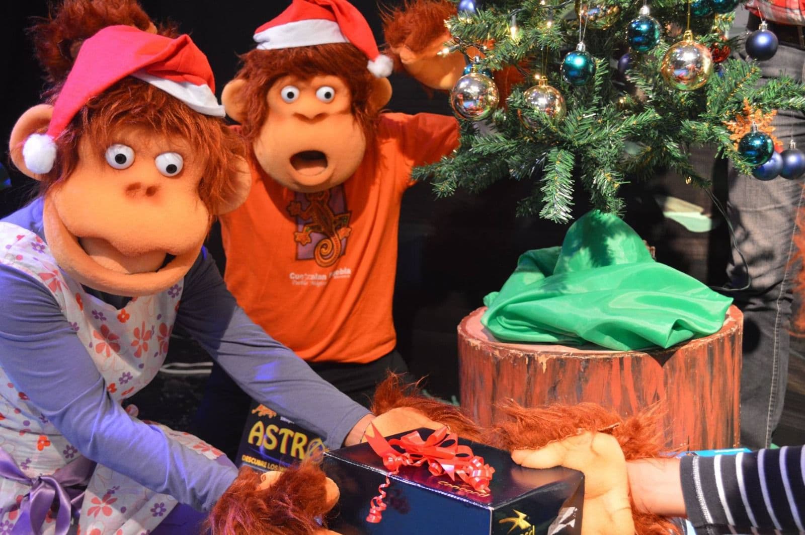 Invita Gobierno de la Ciudad a disfrutar la obra “César y el monstruo de la Navidad” en el Zócalo