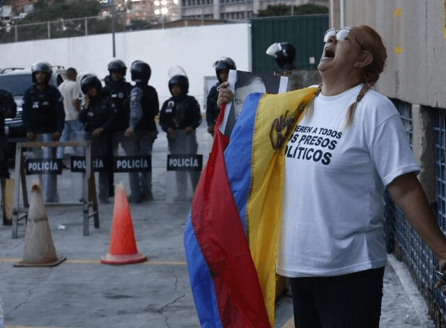 Venezuela excarcela 808 presos políticos, ONG cuestiona la cifra