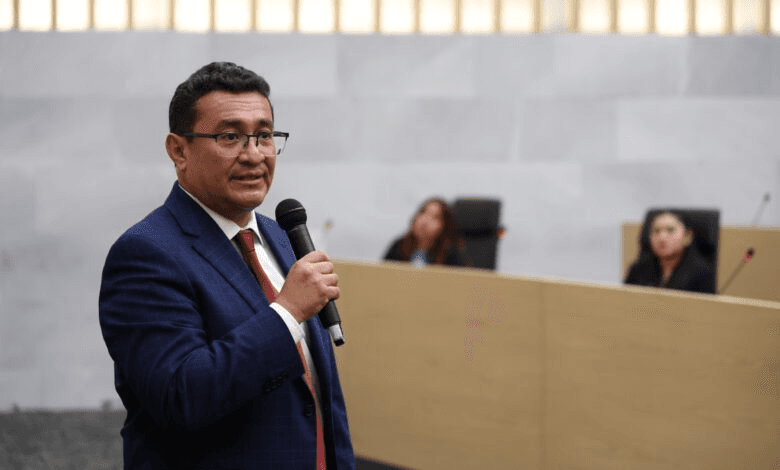 Diputados reciben a estudiantes BUAP en ejercicio legislativo
