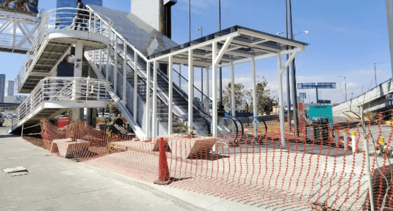 Escaleras eléctricas de Vía Atlixcáyotl operan con energía provisional