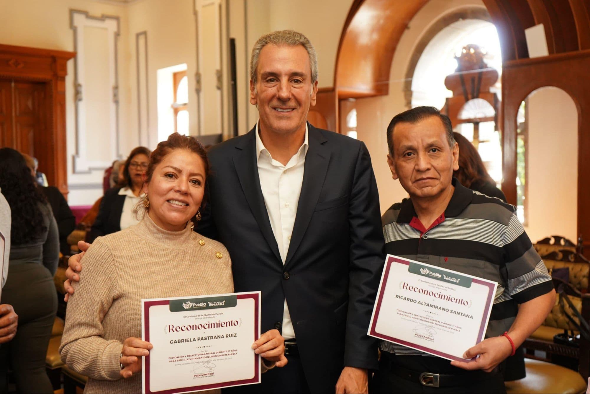 Reconoce Pepe Chedraui a personas jubiladas sindicalizadas por su servicio a la ciudad