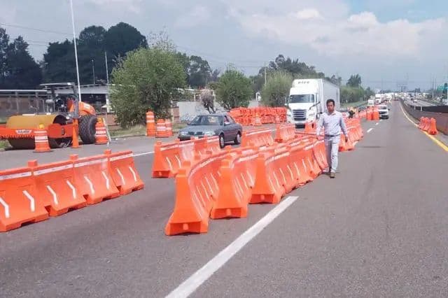 Reportan cierres parciales en la autopista México–Puebla y recomiendan anticipar traslados